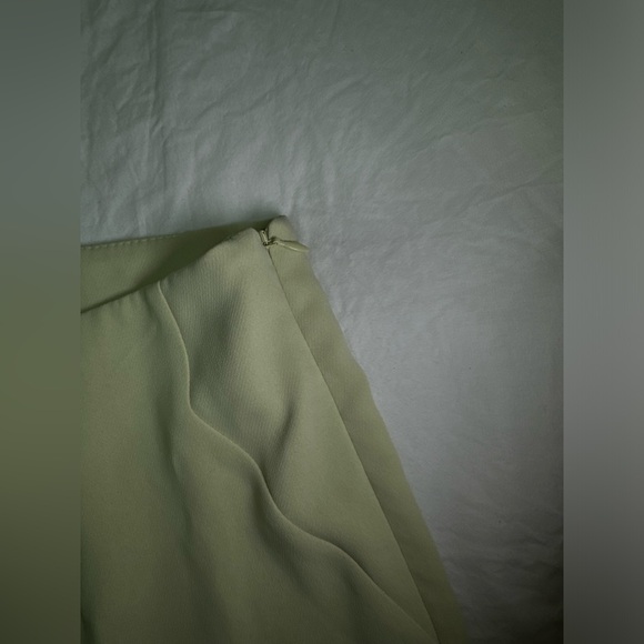 NWT | PRIMARK Shorts | Size 16 | Light Lime Green | Business Casual | NEW - Picture 5 of 6